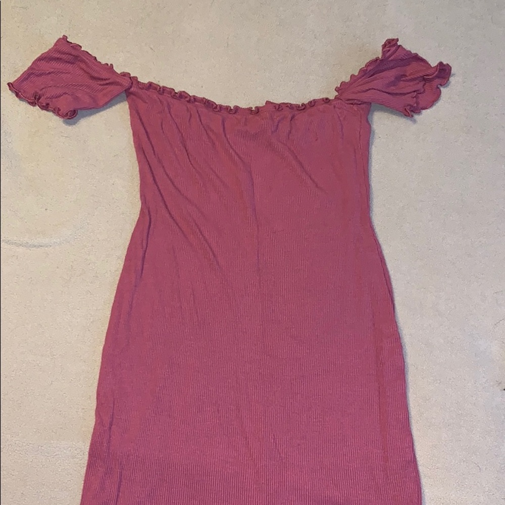 Tight fitted mauve dress